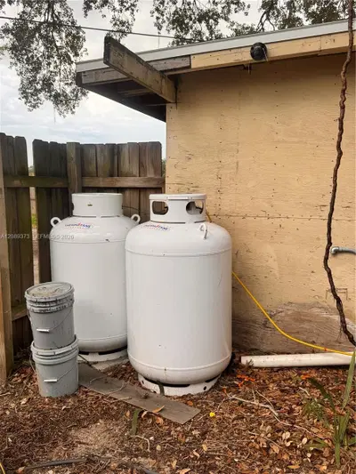 Complete Restaurant  Entertainment Venue Assets Ready For Operation