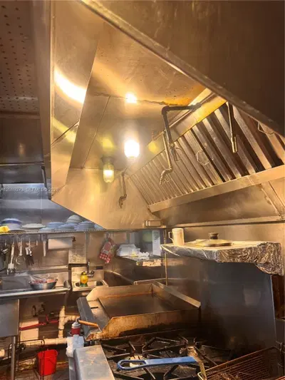 Complete Restaurant  Entertainment Venue Assets Ready For Operation