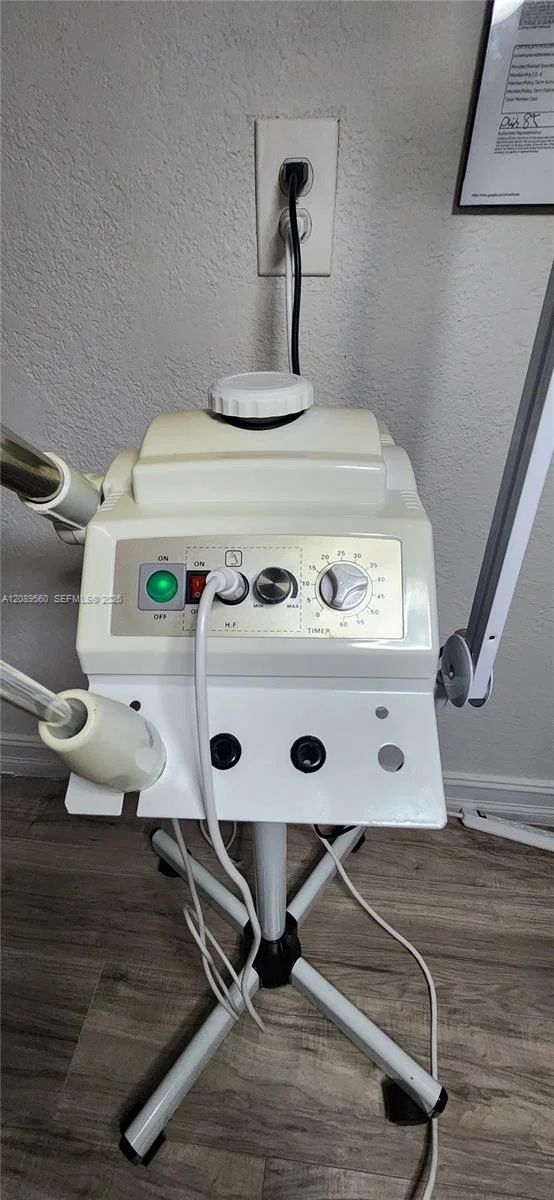 Complete Wellness  Head Spa Assets with AI Enabled Systems