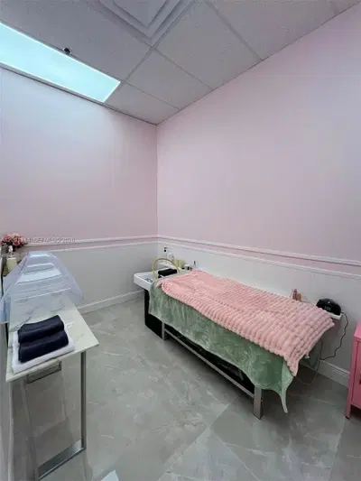 Complete Hair Salon Equipment Package with Treatment Rooms