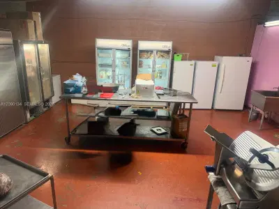 Turnkey Restaurant with Loyal Customer Base
