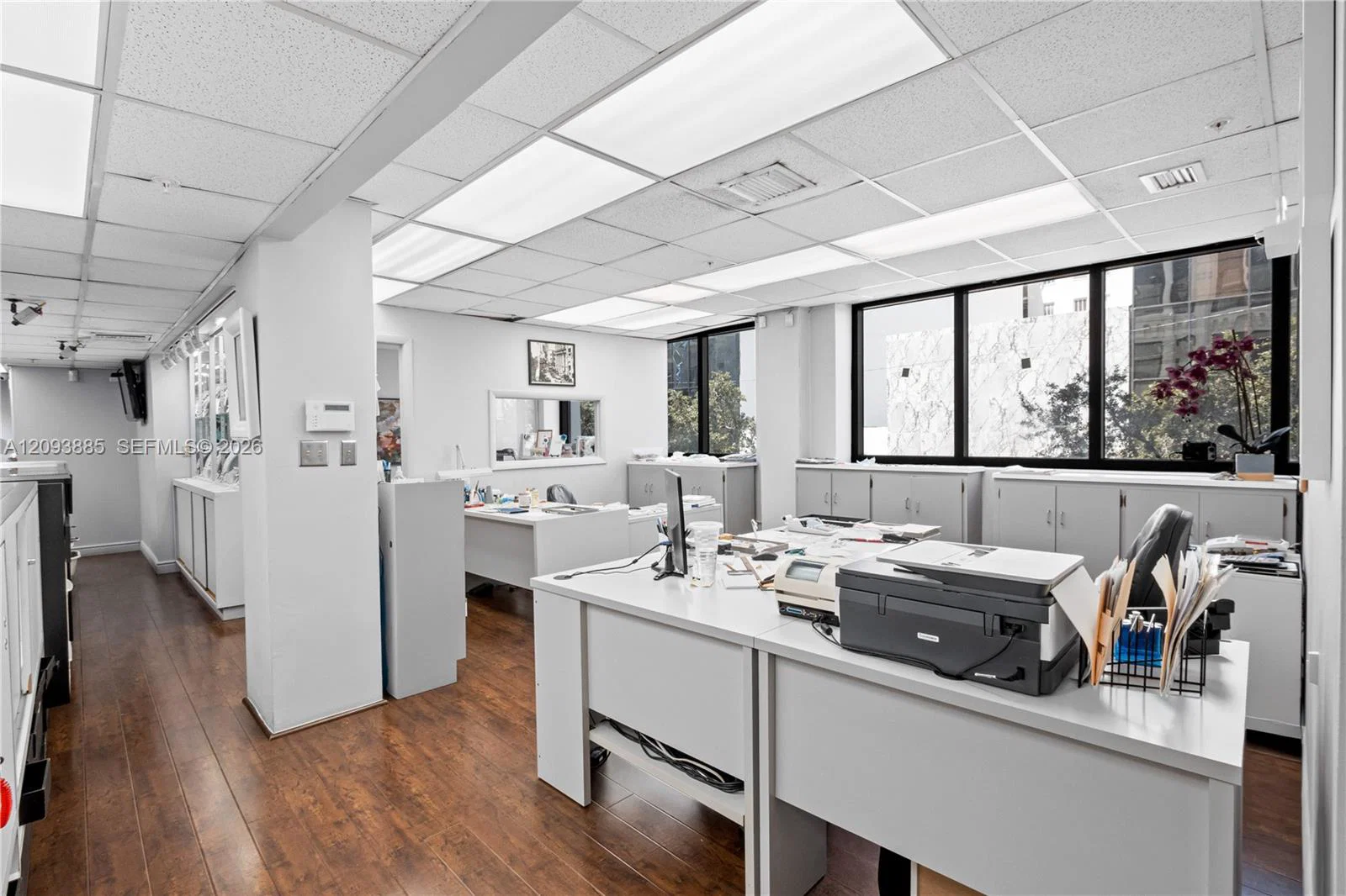Premier Jewelry Business with Strong Brand Recognition