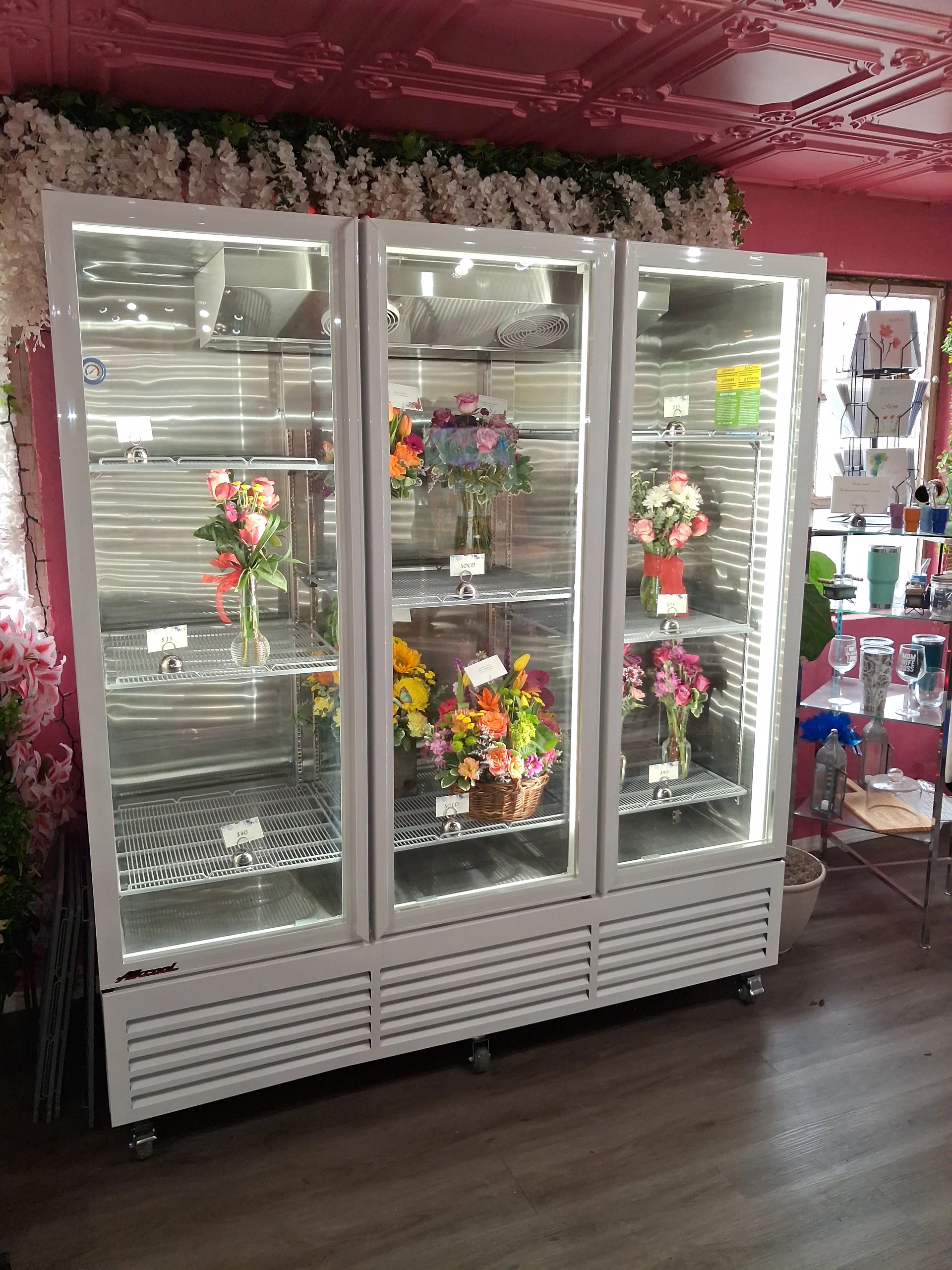 Established Floral Shop with Loyal Customer Base