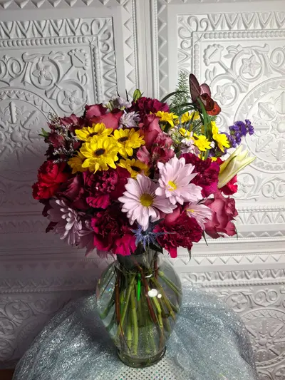 Established Floral Shop with Loyal Customer Base