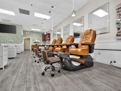 Turnkey Beauty Salon Assets with Modern Equipment and Interiors