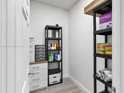 Turnkey Beauty Salon Assets with Modern Equipment and Interiors