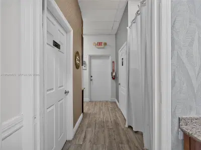 Turnkey Beauty Salon Assets with Modern Equipment and Interiors