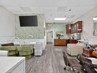 Turnkey Beauty Salon Assets with Modern Equipment and Interiors
