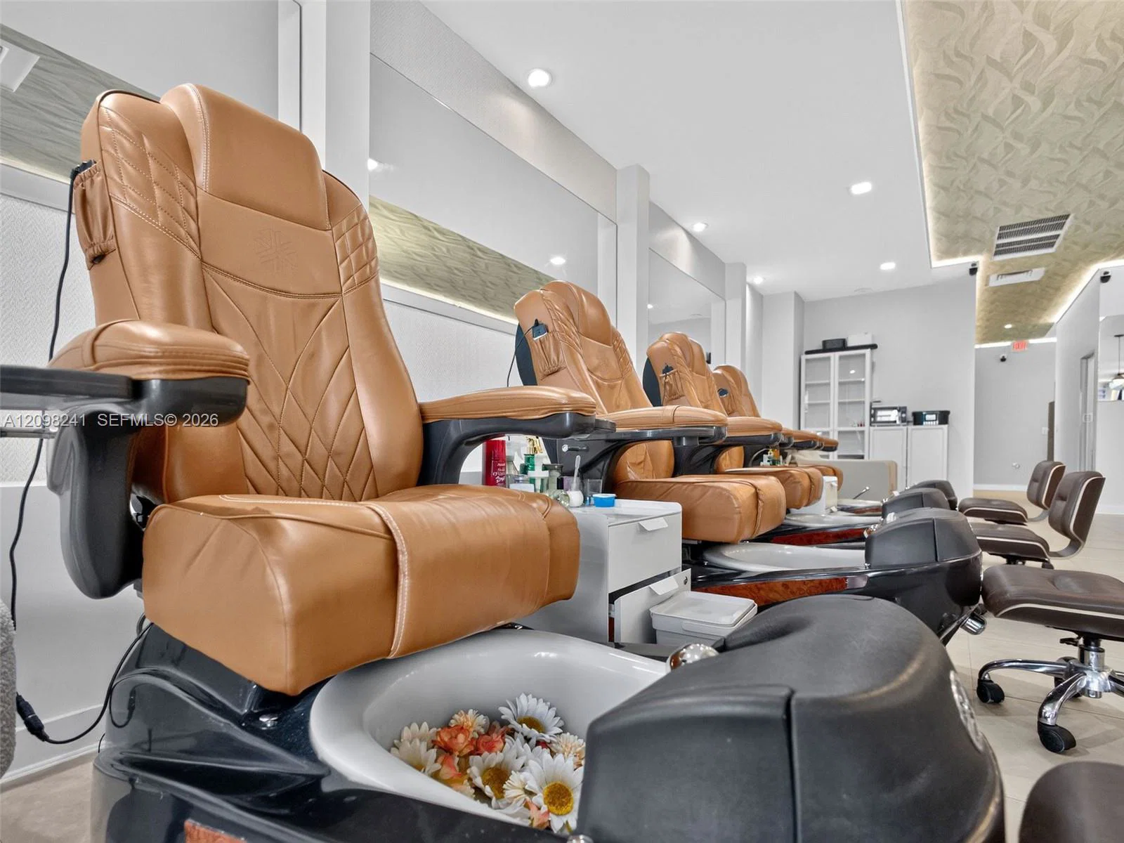 Turnkey Hair Salon Assets with Modern Finishes