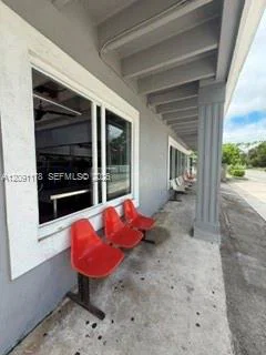 Established Laundromat with Commercial Real Estate and Expansion Potential