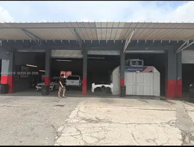 Complete Auto Body Shop Equipment and Goodwill