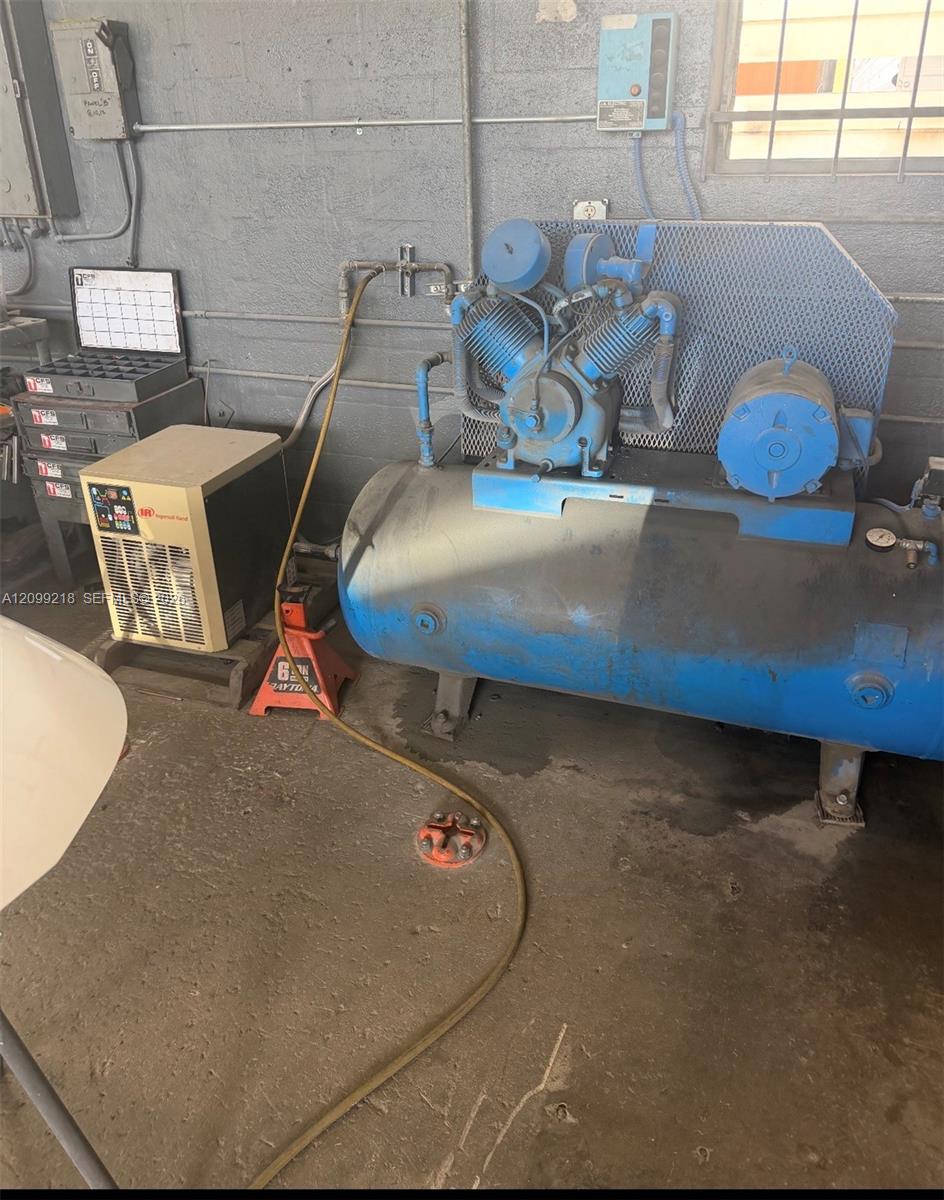 Complete Auto Body Shop Equipment and Goodwill
