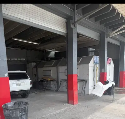 Complete Auto Body Shop Equipment and Goodwill