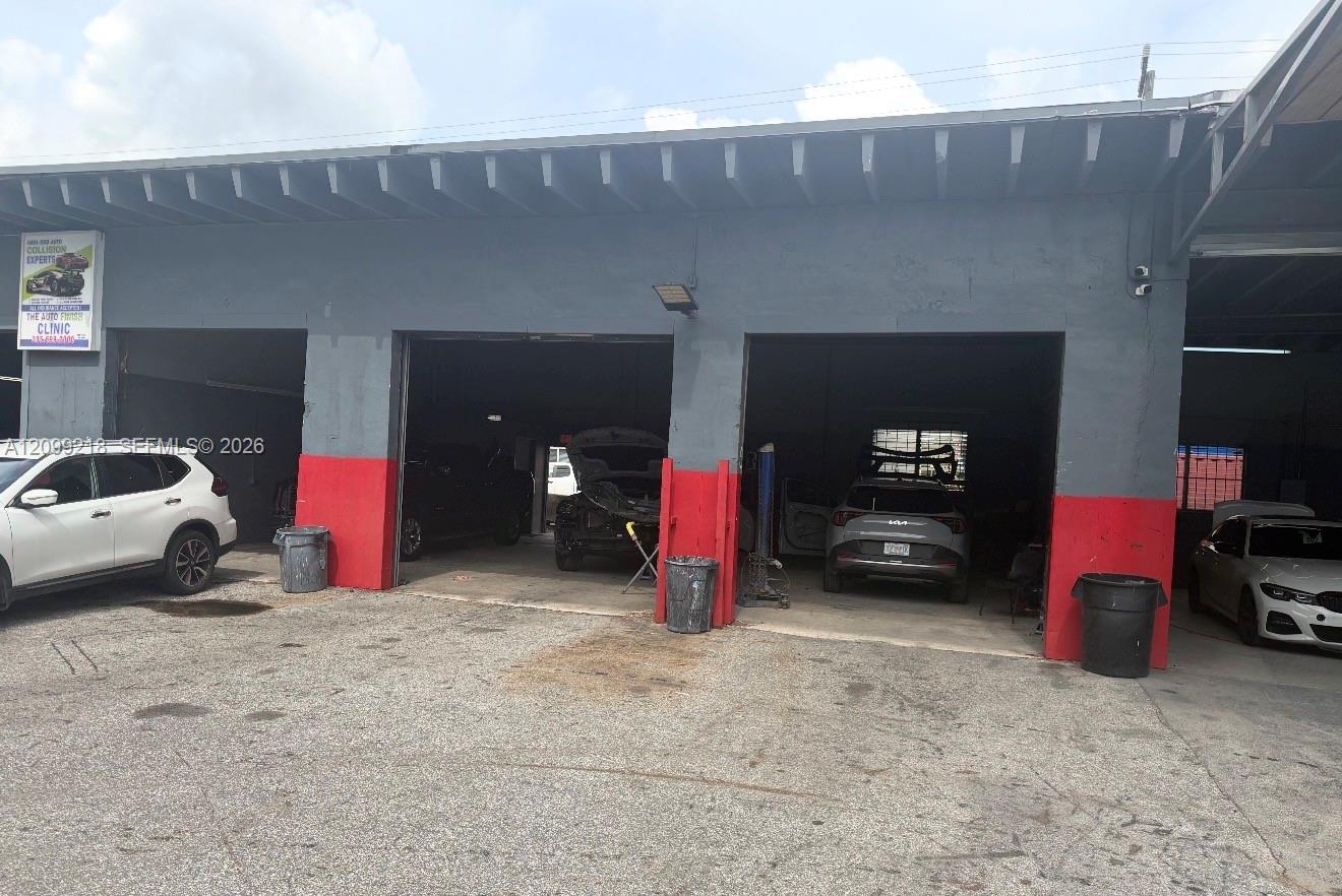 Complete Auto Body Shop Equipment and Goodwill