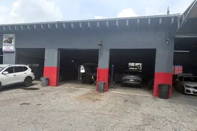 Complete Auto Body Shop Equipment and Goodwill
