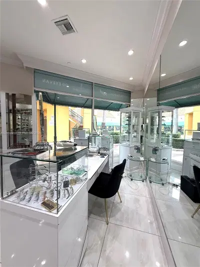 Complete Optical Shop Assets with Modern Fixtures and Inventory