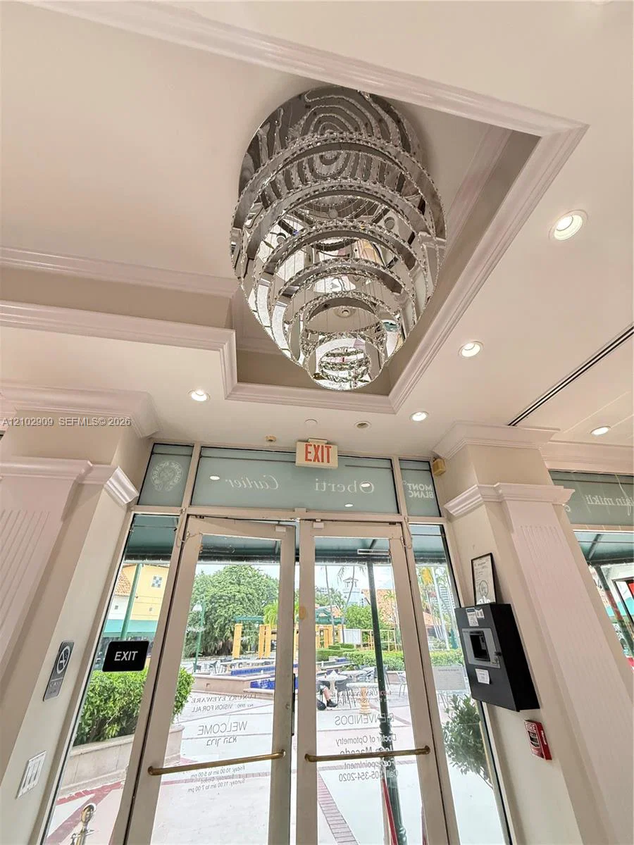 Complete Optical Shop Assets with Modern Fixtures and Inventory