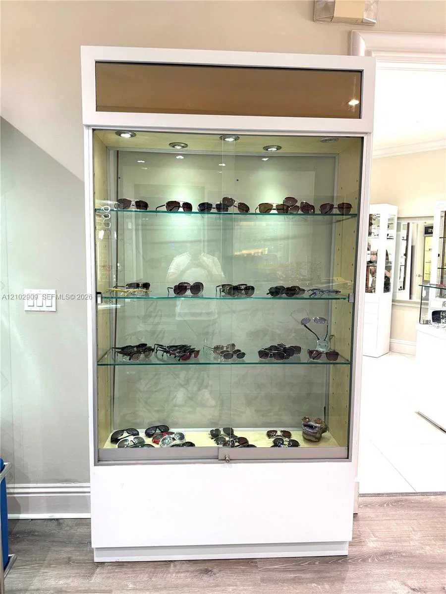 Complete Optical Shop Assets with Modern Fixtures and Inventory