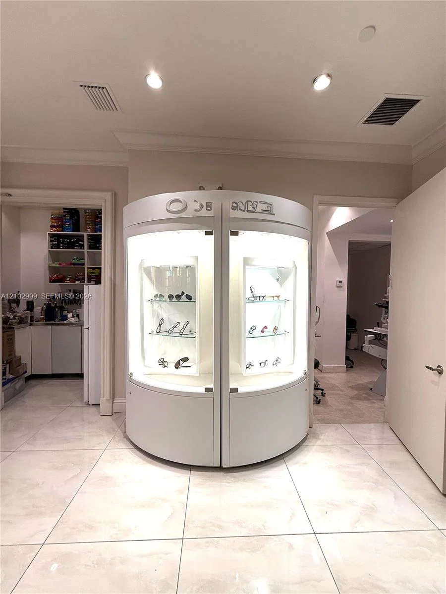 Complete Optical Shop Assets with Modern Fixtures and Inventory