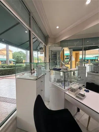 Complete Optical Shop Assets with Modern Fixtures and Inventory