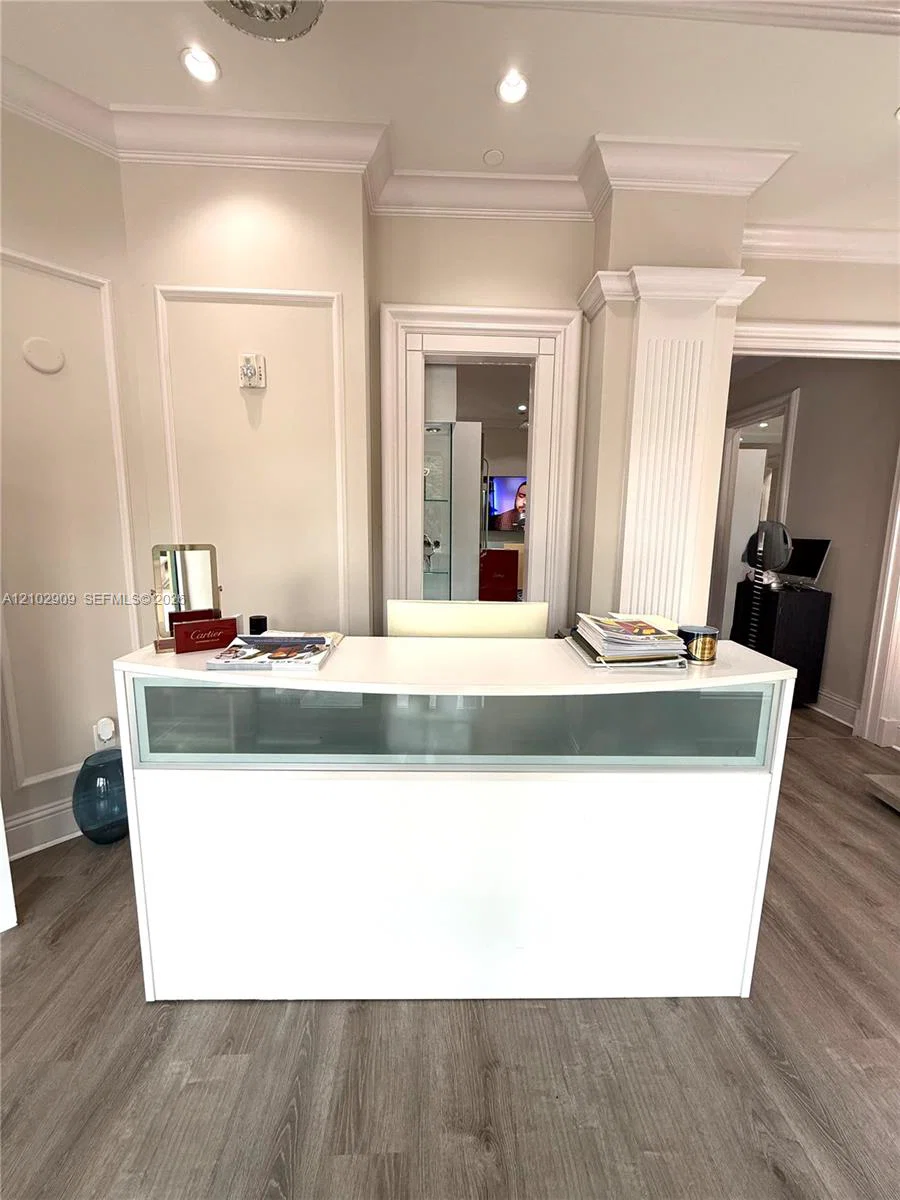 Complete Optical Shop Assets with Modern Fixtures and Inventory