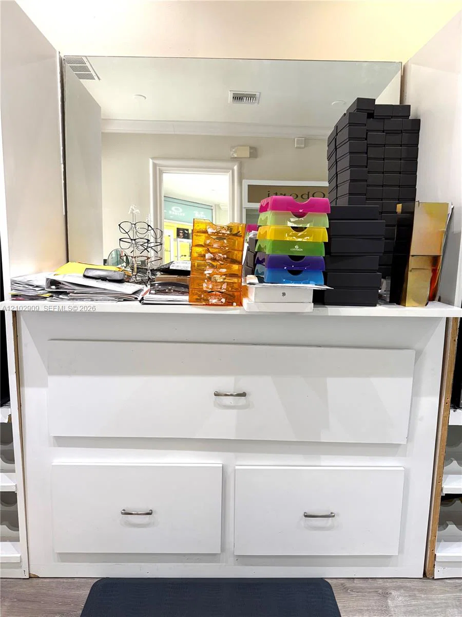 Complete Optical Shop Assets with Modern Fixtures and Inventory