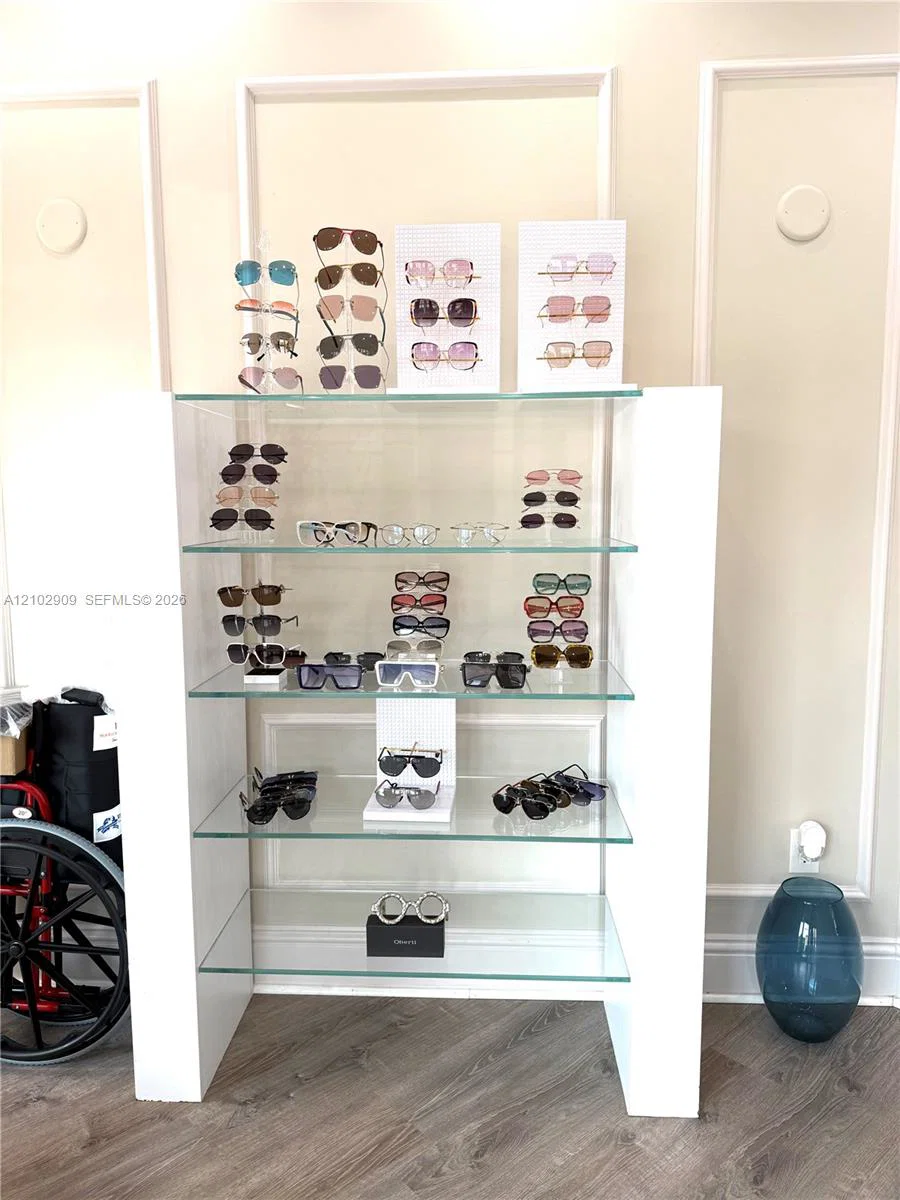 Complete Optical Shop Assets with Modern Fixtures and Inventory