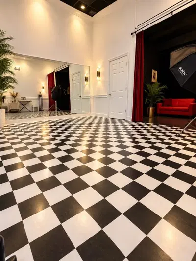 Turnkey Creative Studio with Multiple Revenue Streams