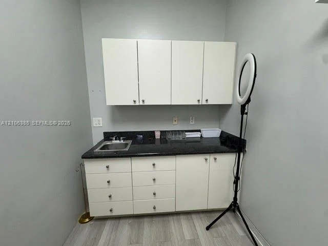 Turnkey Beauty Salon Equipment and Fixtures Package