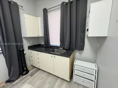 Turnkey Beauty Salon Equipment and Fixtures Package
