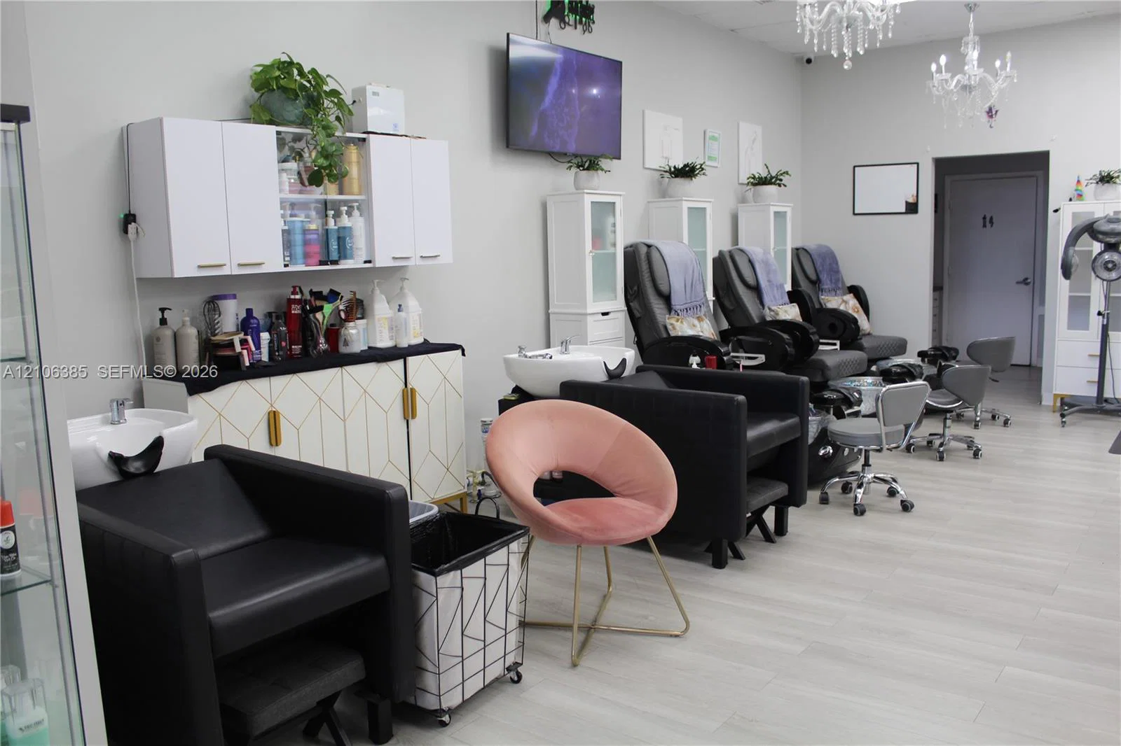 Turnkey Beauty Salon Equipment and Fixtures Package
