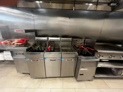 Complete Fried Chicken Restaurant Equipment Package with Turnkey Assets