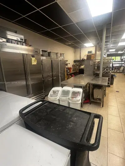 Complete Fried Chicken Restaurant Equipment Package with Turnkey Assets