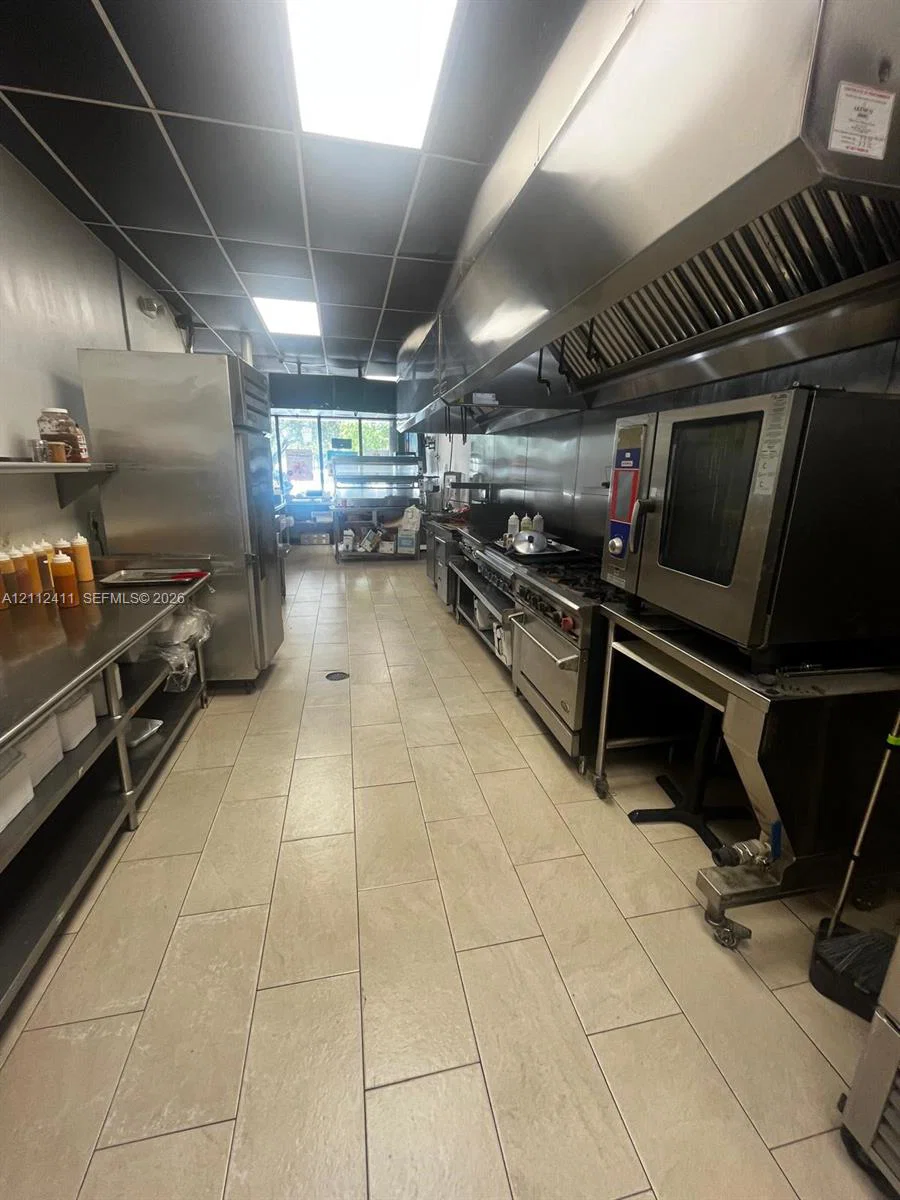 Complete Fried Chicken Restaurant Equipment Package with Turnkey Assets
