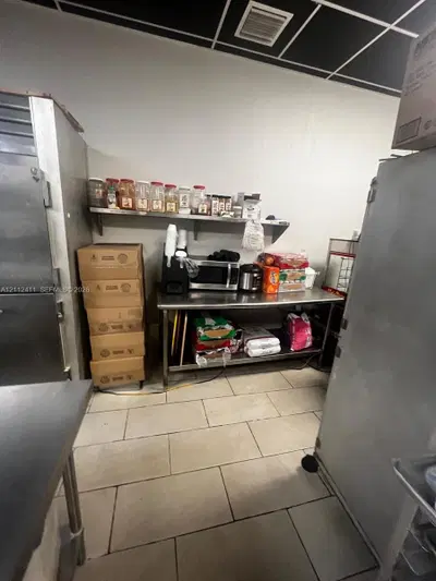 Complete Fried Chicken Restaurant Equipment Package with Turnkey Assets