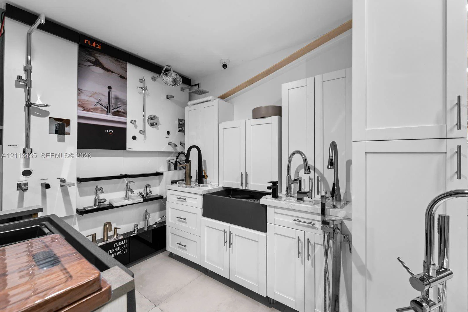 Turnkey Home Improvement Showroom with Customer Connections