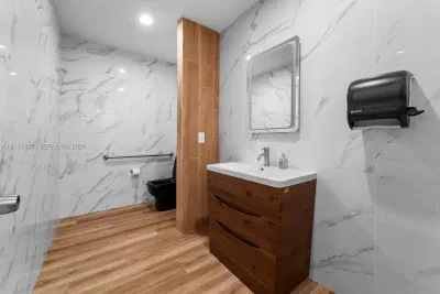 Turnkey Home Improvement Showroom with Customer Connections