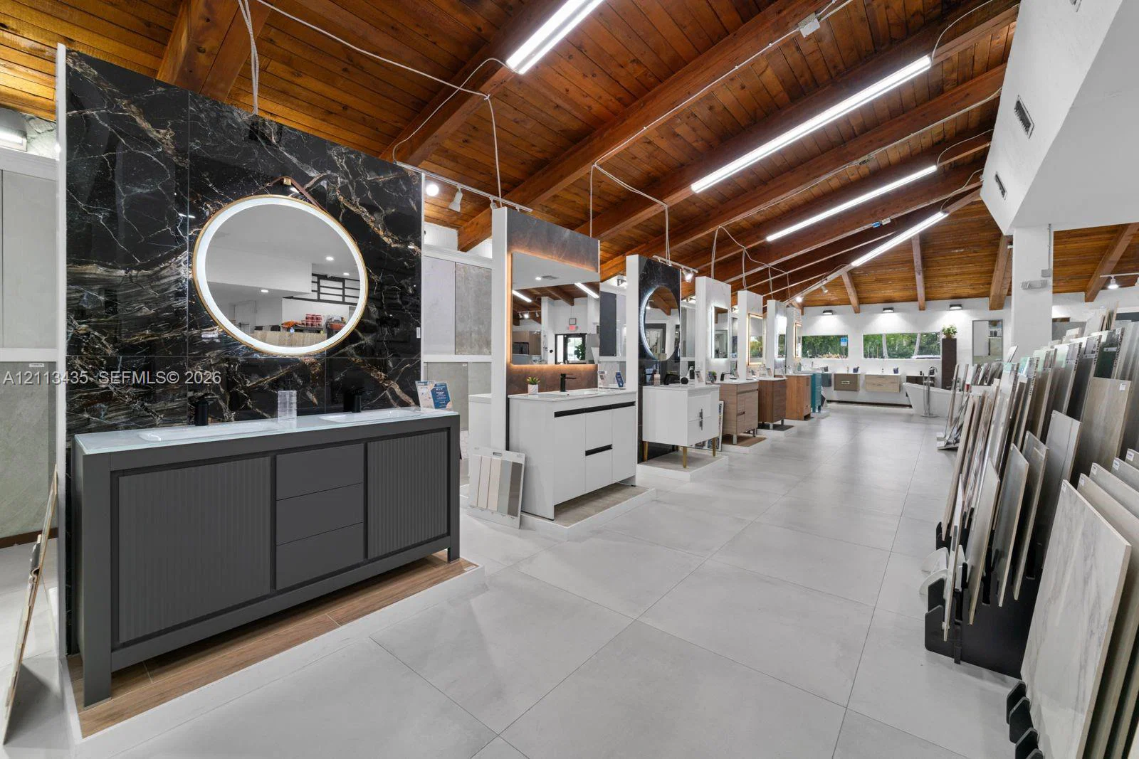 Turnkey Home Improvement Showroom with Customer Connections